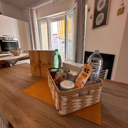 Il Don Minzoni 98 "Casa Vacanze" Lido di Camaiore Ngoại thất bức ảnh