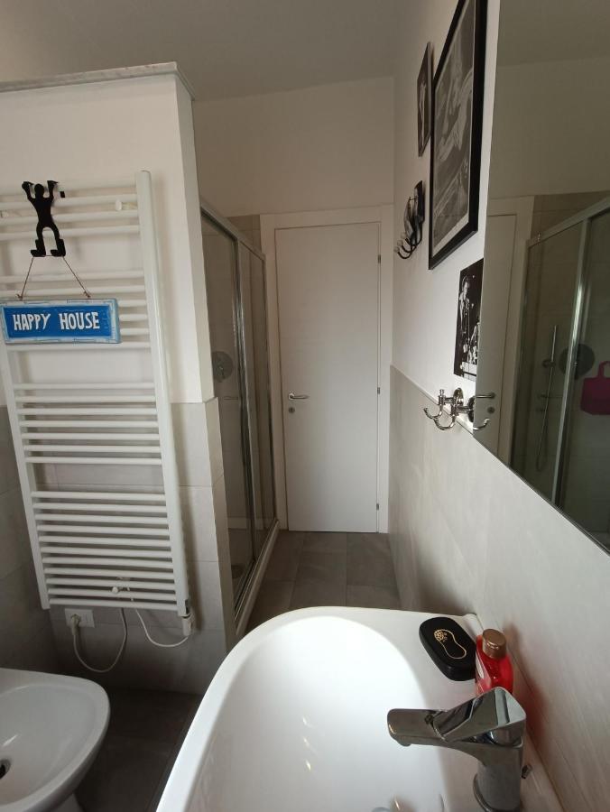 Il Don Minzoni 98 "Casa Vacanze" Lido di Camaiore Ngoại thất bức ảnh