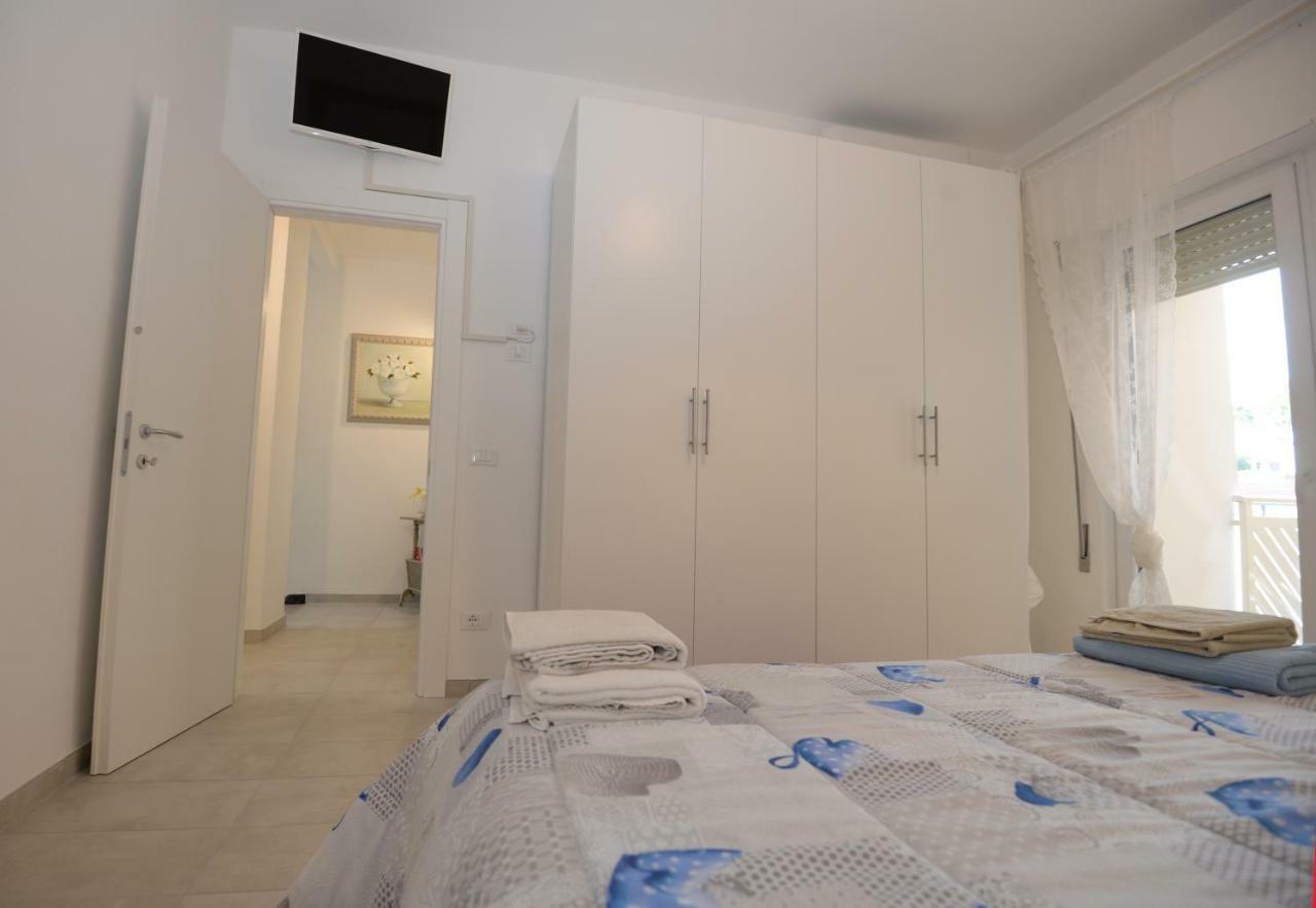 Il Don Minzoni 98 "Casa Vacanze" Lido di Camaiore Ngoại thất bức ảnh